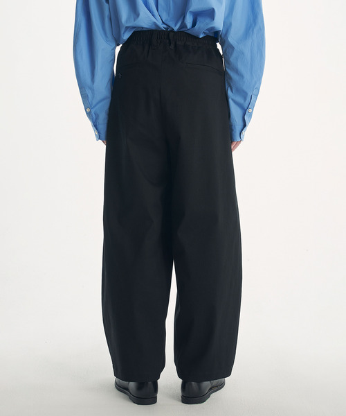 VICTIM（ヴィクティム）の「VICTIM ヴィクティム / EASY CHINO SLACKS タックワイドチノスラックス ストレッチイージーパンツ / VTM-26-P-116（チノパンツ・メンズ・ブラック/ブラウン/オフホワイト・1/2/3）」の16枚目の写真
