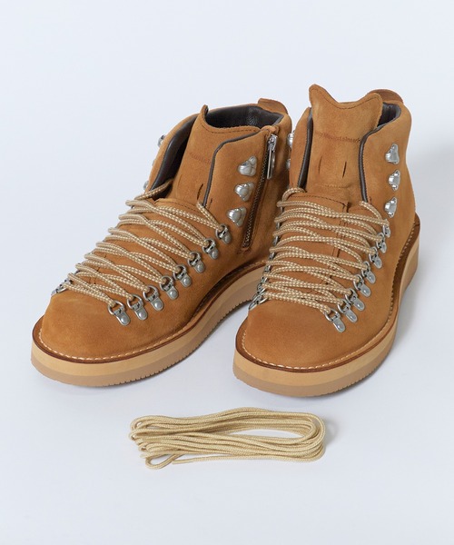 WHITE MOUNTAINEERING(ホワイトマウンテニアリング)の「White Mountaineering/ホワイトマウンテニアリング WM×Danner 'MOUNTAIN LIGHT' Vibram ビブラム マウンテンライト ブーツ スニーカー カウスエード メンズ 2026年秋冬 秋服(スニーカー・メンズ・キャメル/チャコール・28/27/26)」の9枚目の写真