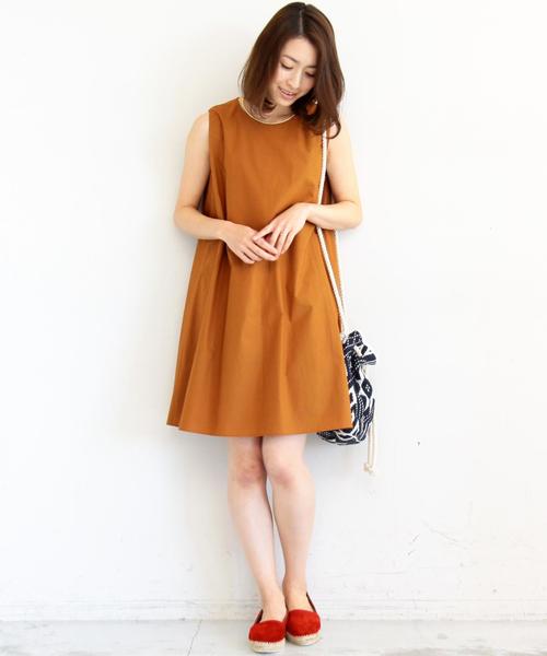 BEAUTY&YOUTH UNITED ARROWS（ビューティーアンドユースユナイテッドアローズ）の「BY∵ タイプライターAラインオールインワン（つなぎ/オールインワン・レディース・ブラウン/オリーブ・FREE）」の3枚目の写真