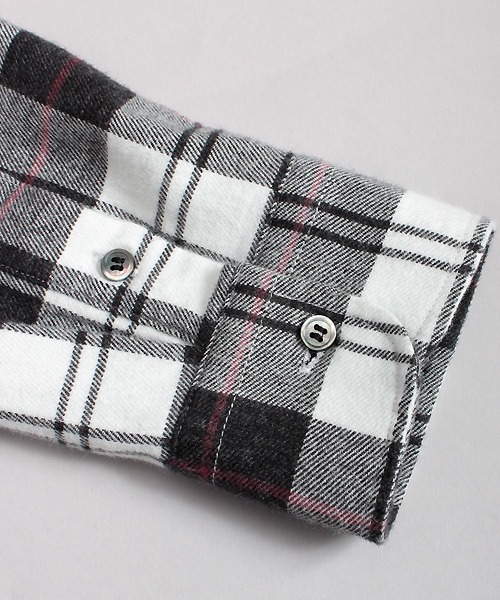 ESSENTIAL GARMENT MEN'S BIGI（エッセンシャルガーメントメンズビギ）の「【2016-17 A/W新作】起毛 BDチェックシャツ/raised fabric（シャツ/ブラウス・メンズ・ホワイト/レッド/ブルー・S/L/M）」の21枚目の写真