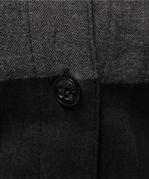 BLUE LABEL CRESTBRIDGE(ブルーレーベルクレストブリッジ)の「クレストブリッジチェックツイルピーチ シャツワンピース(シャツワンピース・レディース・ネイビー/イエロー/レッド・36/38/34)」の12枚目の写真