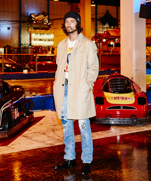 HYSTERIC GLAMOUR（ヒステリックグラマー）の「DAM/DR加工デニム スリムストレートPT（デニムパンツ・メンズ・インディゴブルー・28inch/29inch/30inch/31inch/32inch/34inch）」の8枚目の写真