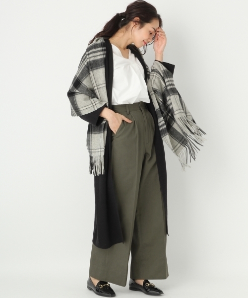 A part by（アパートバイ）の「チノツイルパンツ  737625 （チノパンツ・レディース・ベージュ/カーキ・LARGE/MEDIUM）」の7枚目の写真