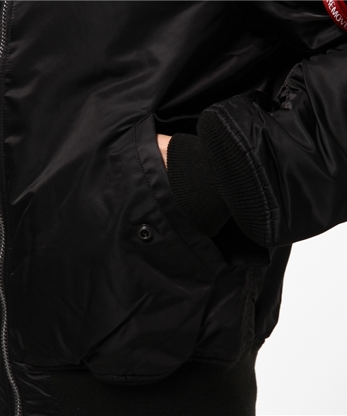 Alpha Industries（アルファインダストリーズ）の「ALPHA MA-1 TIGHT JKT（MA-1・メンズ・ブラック/カーキ・L/S/M）」の7枚目の写真