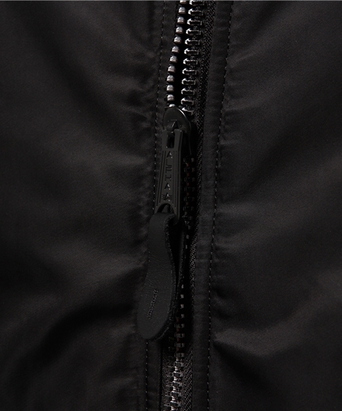 Alpha Industries（アルファインダストリーズ）の「ALPHA MA-1 TIGHT JKT（MA-1・メンズ・ブラック/カーキ・L/S/M）」の11枚目の写真