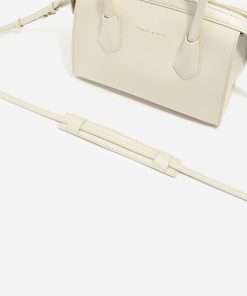 CHARLES & KEITH（チャールズ & キース）の「ダブルジップストラクチャードバッグ / DOUBLE ZIP STRUCTURED BAG（ハンドバッグ・レディース・ホワイト系その他/ライトブラウン/ブラック・M）」の16枚目の写真