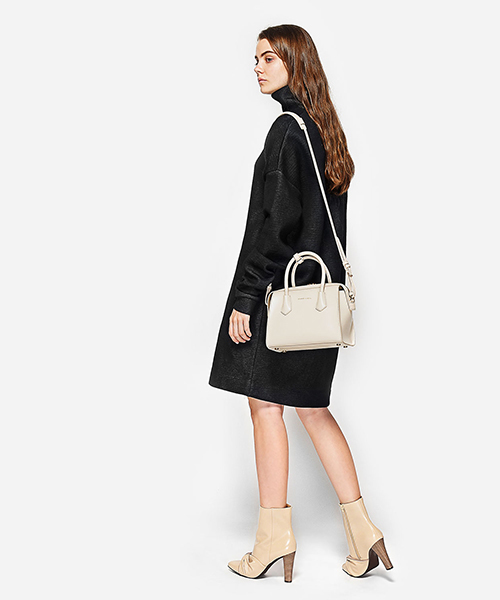 CHARLES & KEITH（チャールズ & キース）の「ダブルジップストラクチャードバッグ / DOUBLE ZIP STRUCTURED BAG（ハンドバッグ・レディース・ホワイト系その他/ライトブラウン/ブラック・M）」の18枚目の写真