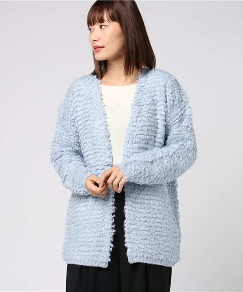 Honeys(ハニーズ)の「ループ編カーディガン(カーディガン/ボレロ・レディース・ブラック/グレー/アイボリー/サックスブルー/ピンク・L/M)」の4枚目の写真