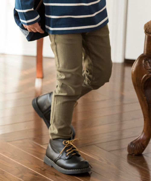 Catherine Cottage（キャサリンコテージ）の「キッズストレッチパンツ（その他パンツ・キッズ・ブラック/ピンク/ブルー/グリーン/ブラック×ホワイト/ライラック/ホワイト系その他7/ブルー系その他4/ブルー系その他5/ブルー系その他6/ブルー系その他7/ブルー系その他3/ブラック系その他4・110/120/130/140/150）」の5枚目の写真