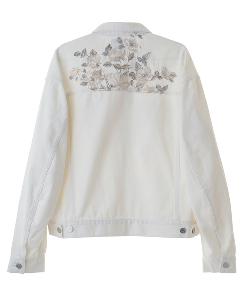 CLANE（クラネ）の「EMBROIDERY DENIM JACKET（デニムジャケット・メンズ・ブルー/ホワイト・2/1）」の7枚目の写真