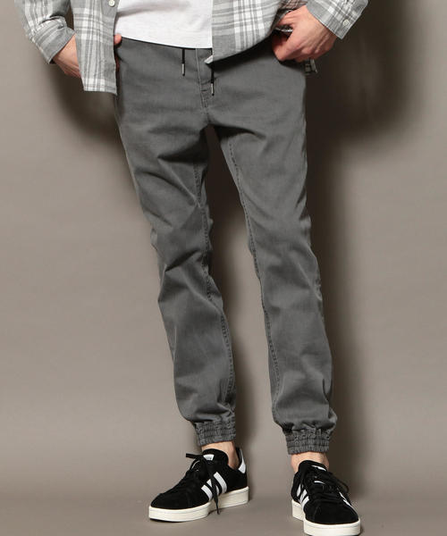 BEAUTY&YOUTH UNITED ARROWS（ビューティーアンドユースユナイテッドアローズ）の「【WEB限定】 by スキニー ジョガー デニムパンツ ◆（デニムパンツ・メンズ・ブラック/グレー/ライトブルー/コバルトブルー・LARGE/MEDIUM/X-LARGE/SMALL）」の21枚目の写真