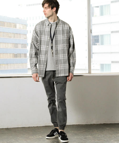 BEAUTY&YOUTH UNITED ARROWS（ビューティーアンドユースユナイテッドアローズ）の「【WEB限定】 by スキニー ジョガー デニムパンツ ◆（デニムパンツ・メンズ・ブラック/グレー/ライトブルー/コバルトブルー・LARGE/MEDIUM/X-LARGE/SMALL）」の7枚目の写真