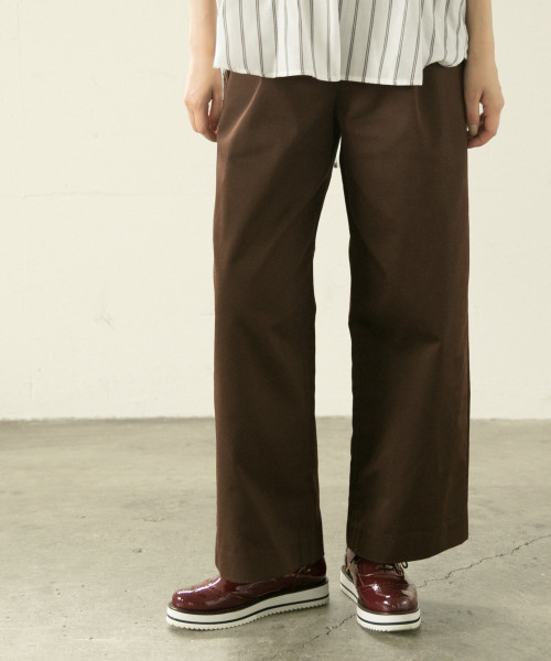 GLOBAL WORK(グローバルワーク)の「バルドマンチノワイドパンツ【WEB限定サイズ有】/794475(その他パンツ・レディース・ブラック/ブラウン/ベージュ/カーキ・SMALL/MEDIUM/LARGE/X-LARGE/XX-LARGE)」の3枚目の写真