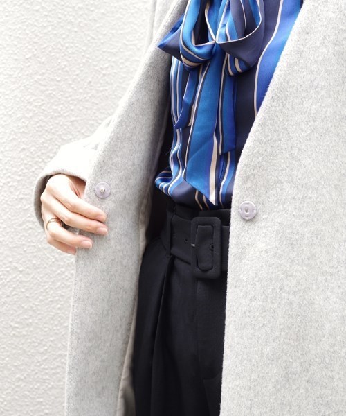 NARACAMICIE(ナラカミーチェ)の「V襟ウール混ロングコート(その他アウター・レディース・グレー/ベージュ・MEDIUM/X-LARGE)」の13枚目の写真