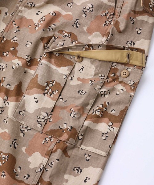 X-girl(エックスガール)の「DESERT CAMO SKIRT(スカート・レディース・ブラック/ベージュ/ライトパープル・1/2)」の5枚目の写真