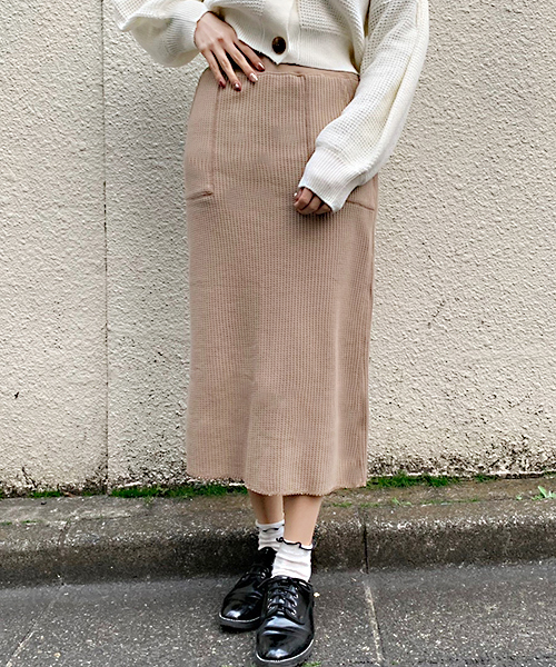 apres jour(アプレジュール)の「ワッフルナロースカート【ZOZOTOWN限定アイテム】(スカート・レディース・ブラック/ベージュ・フリー)」の9枚目の写真