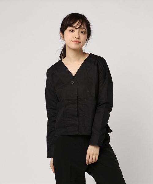 Culture Medium（カルチャーミディアム）の「綿ツイルバックギャザーシャツ（シャツ/ブラウス・レディース・ブラック/カーキ/ネイビー・FREE）」の2枚目の写真