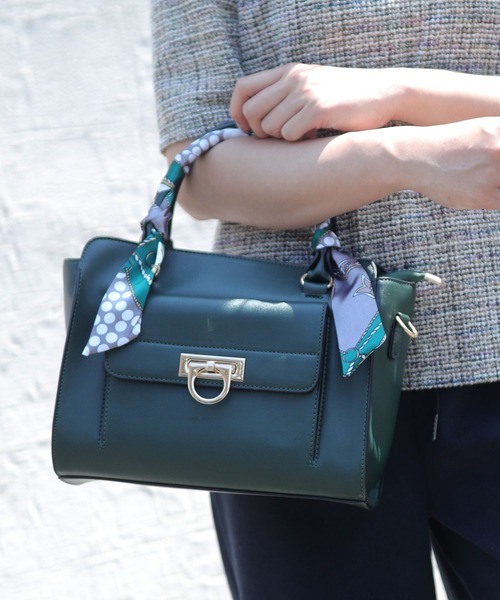 florist(フローリスト)の「2way リボンスカーフ ダブルハンドルバッグ(ハンドバッグ・レディース・ホワイト/ブラック/ネイビー/ブラウン/グレー/オレンジ/グリーン/アイボリー/モカ/ピンクベージュ・FREE)」の21枚目の写真