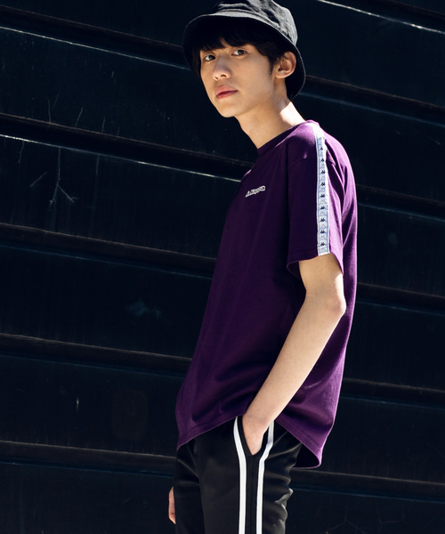 Kappa（カッパ）の「∴WEGO/Kappa別注テープロゴTシャツ（Tシャツ/カットソー・メンズ・ホワイト/パープル/ブラック・MEDIUM/LARGE）」の3枚目の写真