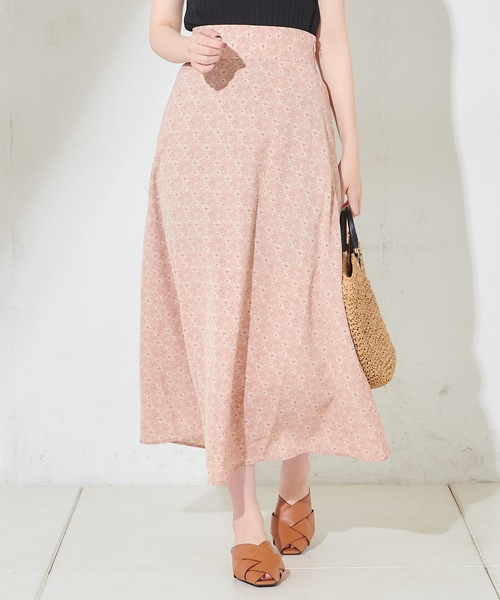 natural couture(ナチュラルクチュール)の「ハイウエスト花柄フレアスカート(スカート・レディース・ブラック/ベージュ/ピンク/アイボリー・FREE)」の1枚目の写真