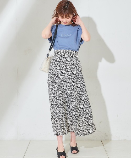 natural couture(ナチュラルクチュール)の「ハイウエスト花柄フレアスカート(スカート・レディース・ブラック/ベージュ/ピンク/アイボリー・FREE)」の19枚目の写真