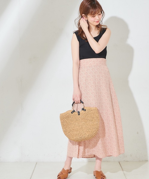 natural couture(ナチュラルクチュール)の「ハイウエスト花柄フレアスカート(スカート・レディース・ブラック/ベージュ/ピンク/アイボリー・FREE)」の15枚目の写真