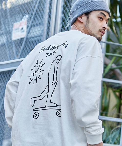 Mark Gonzales（マーク・ゴンザレス）の「Mark Gonzales/マークゴンザレス MONO-MART別注 ビッグシルエット背面BIGプリント 長袖Tee（Tシャツ/カットソー・メンズ・レッド系その他/ダークベージュ/ボルドー/ホワイト系その他/ブラック系その他/ベージュ系その他/グリーン系その他/パープル系その他/ホワイト/ブラック/ダークグリーン/パープル/パープル系その他2/レッド系その他2/グリーン系その他2/ベージュ系その他2/ブラック系その他2/ホワイト系その他2/グリーン系その他4/ベージュ系その他3/グレー系その他/ベージュ系その他5/グリーン系その他3/グレー系その他2/ベージュ系その他4/グレー系その他3/グリーン系その他5/ブラウン系その他/ブルー系その他/その他2/その他3/その他5/その他4/ダークブラウン/アッシュブラウン/その他/ブラック系その他3/ブラック系その他4/ブラウン系その他2/ブラウン系その他4/ホワイト系その他3/ホワイト系その他4/レッド系その他3/レッド系その他4/ブラウン系その他3/ブルー系その他2/グリーン系その他6/グリーン系その他7/グレイッシュベージュ/ベージュ系その他6/ベージュ系その他7/ホワイト系その他5/ブラック系その他5/その他7/その他6/ブルー系その他3/ブルー系その他4/パープル系その他3/パープル系その他4/パープル系その他5・FREE）」の7枚目の写真