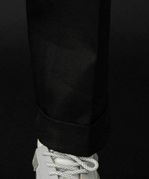 UNITED TOKYO（ユナイテッドトウキョウ）の「スーピマデニムスラックス（デニムパンツ・メンズ・ブラック/インディゴブルー・1/2/3）」の10枚目の写真