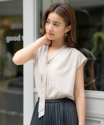 TONAL�i�g�[�i���j�́u(�􂦂�/�V���ɂȂ�ɂ���)�X�e�B�b�N�p�[�c�{�E�^�C�m�[�X���u���E�X�i�V���c/�u���E�X�j�v