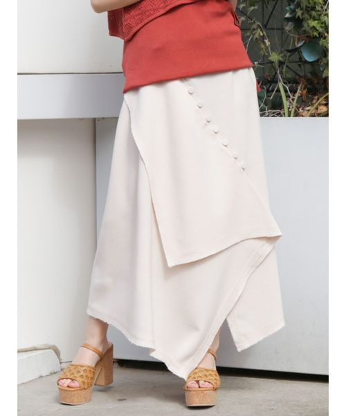 dazzlin（ダズリン）の「ティアーイレギュラーフレアスカート（スカート・レディース・ベージュ/ブラウン/アイボリー・SMALL/MEDIUM）」の2枚目の写真