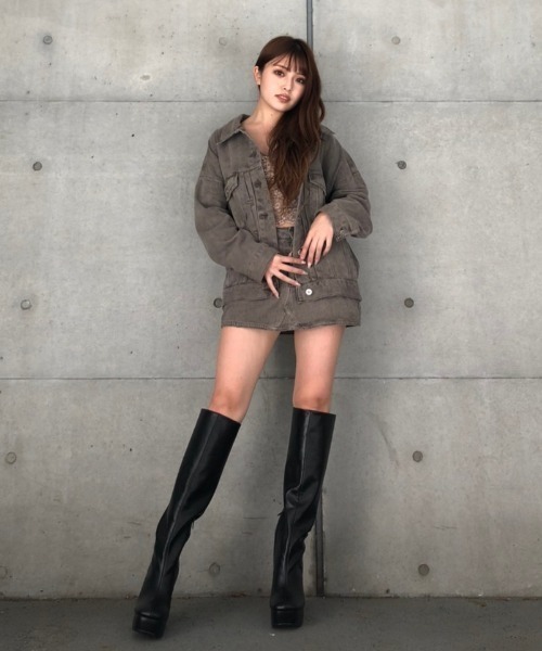 ENVYM（アンビー）の「ヴィンテージライクカラーＪＫ（デニムジャケット・レディース・ブラック/グレー/モカ・FREE）」の9枚目の写真