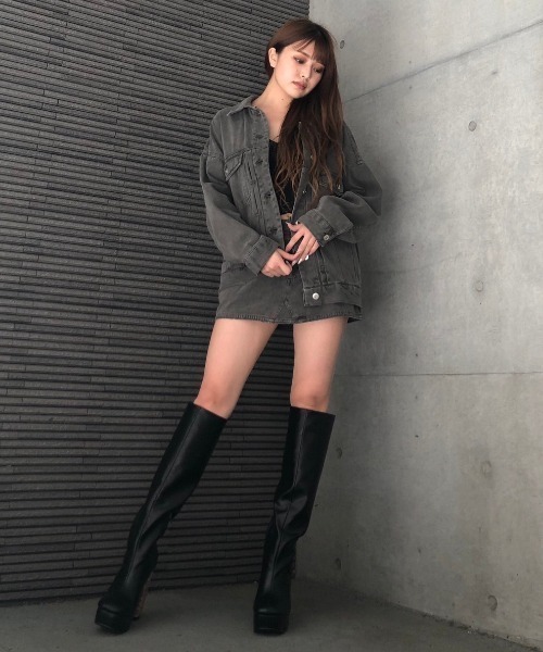 ENVYM（アンビー）の「ヴィンテージライクカラーＪＫ（デニムジャケット・レディース・ブラック/グレー/モカ・FREE）」の12枚目の写真