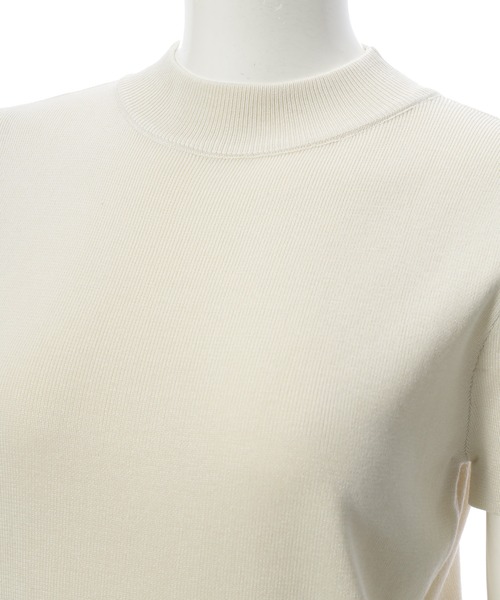 fifth（フィフス）の「フレアショルダーボトルネックニット（ニット/セーター・レディース・ベージュ/モカ/ブラック/ブルー系その他/ネイビー/チャコールグレー/ホワイト・MEDIUM）」の22枚目の写真