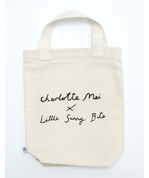 Little sunny bite（リトルサニーバイト）の「Charlotte mei x little sunny bite little girl tote bag（トートバッグ・レディース・ナチュラル・FREE）」の6枚目の写真