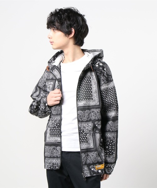 grn（ジーアールエヌ）の「◇PRINTWORKPARKA 総柄ﾌﾟﾘﾝﾄﾜｰｸﾊﾟｰｶｰﾄ/ﾂｲﾙ/ﾃﾞﾆﾑ/ﾍﾟｲｽﾞﾘｰ/ｽﾄﾗｲﾌﾟ（パーカー・メンズ・ブラック/インディゴブルー/ナチュラル/ストライプ・M/L）」の22枚目の写真