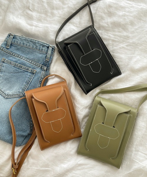 etade（エタード）の「【etade】stitch bag etda2（ショルダーバッグ・レディース・ブラック/モスグリーン/キャメル・FREE）」の2枚目の写真