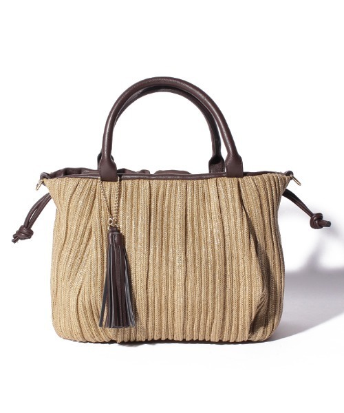 Via Demizon(ビアデミゾン)の「プリーツ加工サマーバッグ ロングショルダー付き(かごバッグ・レディース・アイボリー/ブラウン/ブラック・FREE)」の3枚目の写真