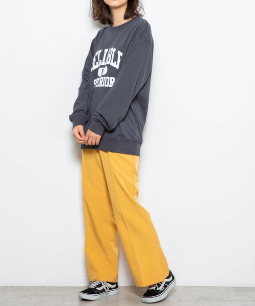 WEGO(ウィゴー)の「WEGO/カレッジロゴプリントプルオーバー(スウェット・レディース・ホワイト/スミクロ/ダークグリーン・SMALL/MEDIUM/LARGE)」の9枚目の写真