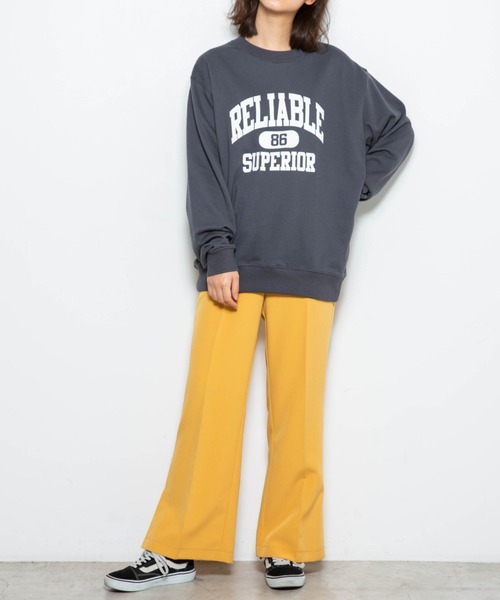 WEGO(ウィゴー)の「WEGO/カレッジロゴプリントプルオーバー(スウェット・レディース・ホワイト/スミクロ/ダークグリーン・SMALL/MEDIUM/LARGE)」の15枚目の写真