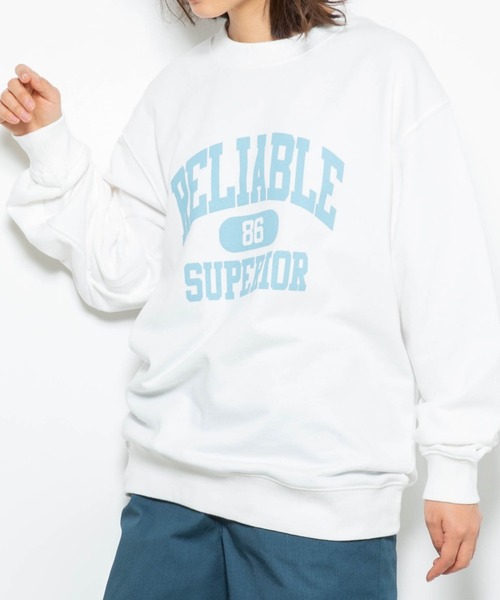 WEGO(ウィゴー)の「WEGO/カレッジロゴプリントプルオーバー(スウェット・レディース・ホワイト/スミクロ/ダークグリーン・SMALL/MEDIUM/LARGE)」の21枚目の写真