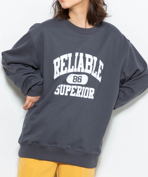 WEGO(ウィゴー)の「WEGO/カレッジロゴプリントプルオーバー(スウェット・レディース・ホワイト/スミクロ/ダークグリーン・SMALL/MEDIUM/LARGE)」の22枚目の写真