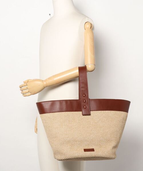 IENA(イエナ)の「【ATELIER AMBOISE/アトリエ アンボワーズ】シャーロットバッグ(ショルダーバッグ・レディース・ベージュ・FREE)」の5枚目の写真