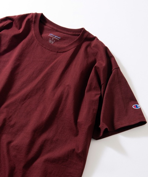 Champion(チャンピオン)の「【Champion】T525 ビッグシルエットオーセンティッククルーネックTシャツ(Tシャツ/カットソー・メンズ・ホワイト/ブラック/ネイビー/グレー/レッド/ワイン・S/M/L/XL)」の6枚目の写真