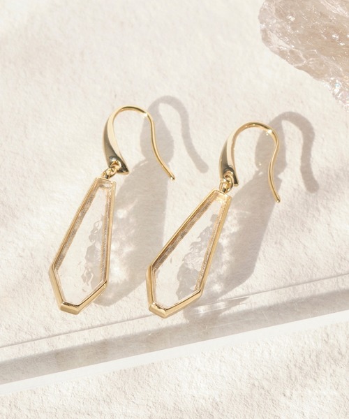 Phoebe（フィービィー）の「モダンキリコスウィングフックピアス（ピアス（両耳用）・レディース・ゴールド・FREE）」の3枚目の写真