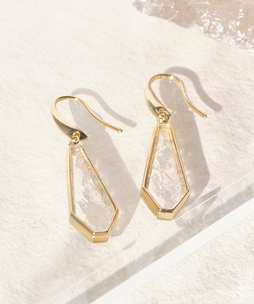 Phoebe（フィービィー）の「モダンキリコスウィングフックピアス（ピアス（両耳用）・レディース・ゴールド・FREE）」の6枚目の写真