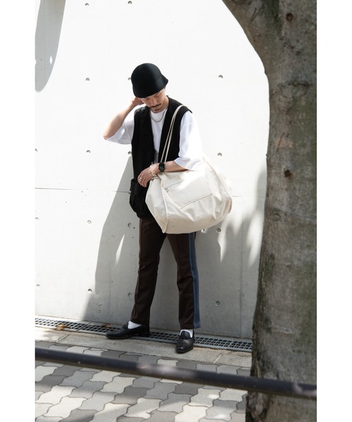 DEVICE(デバイス)の「【WEARISTA tai × DEVICE コラボ】Rename キャンバス ビッグ トートバッグ(ショルダーバッグ・メンズ・ブラック/ナチュラル・FREE)」の16枚目の写真