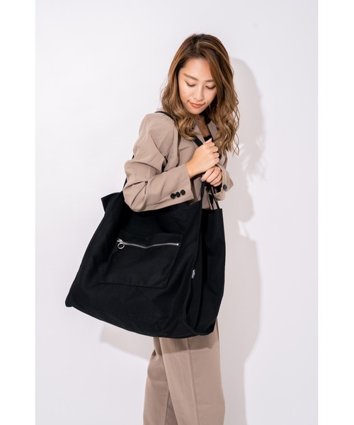 DEVICE(デバイス)の「【WEARISTA tai × DEVICE コラボ】Rename キャンバス ビッグ トートバッグ(ショルダーバッグ・メンズ・ブラック/ナチュラル・FREE)」の15枚目の写真