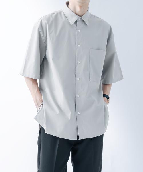 epnok（エプノック）の「サイドスリットベーシックシャツ（シャツ/ブラウス・メンズ・オフホワイト/ダークグレー/グレイッシュベージュ・SMALL/MEDIUM/LARGE）」の3枚目の写真