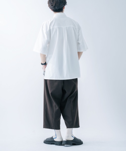 epnok（エプノック）の「サイドスリットベーシックシャツ（シャツ/ブラウス・メンズ・オフホワイト/ダークグレー/グレイッシュベージュ・SMALL/MEDIUM/LARGE）」の17枚目の写真