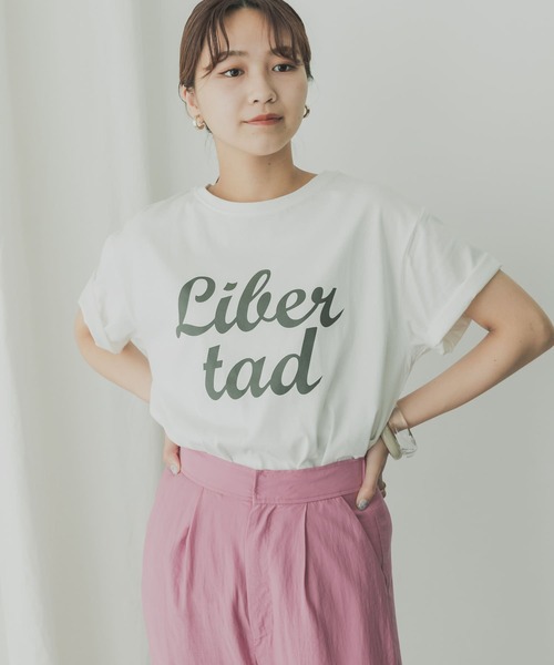 KBF+(ケービーエフプラス)の「KBF+ LibertadロゴTシャツ(Tシャツ/カットソー・レディース・オフホワイト/ベージュ系その他/チャコールグレー・ONE)」の11枚目の写真